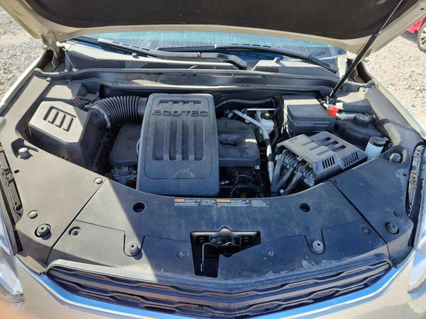 2016 CHEVROLET EQUINOX LS — Engine bay