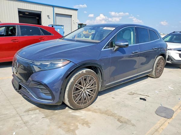 2023 MERCEDES-BENZ EQS SUV — DSFA — Front 3/4