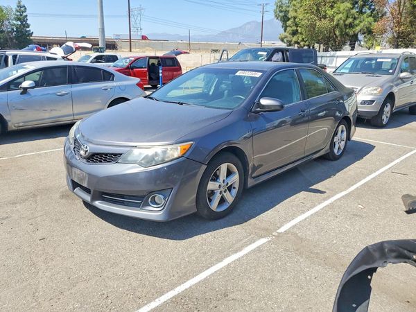 2014 TOYOTA CAMRY — DSFA — Front 3/4