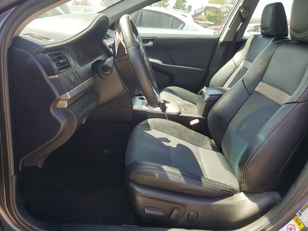 2014 TOYOTA CAMRY — DENT