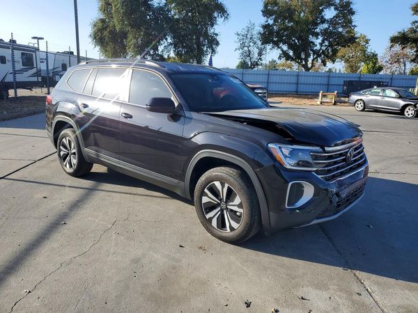 2024 VOLKSWAGEN ATLAS — Passenger 3/4