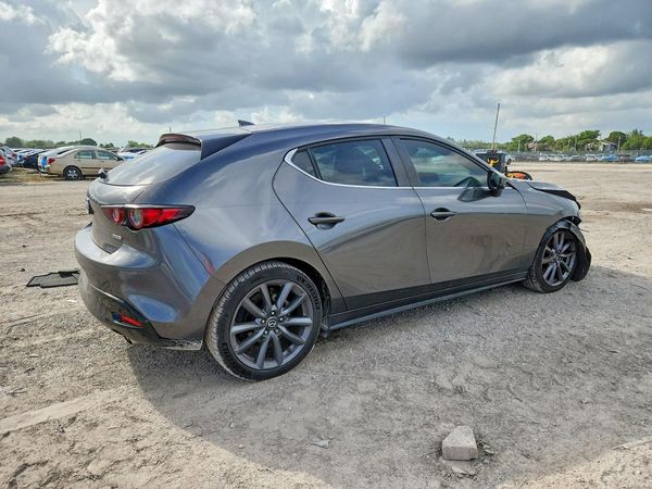 2019 MAZDA 3