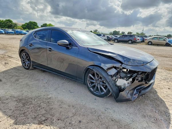 2019 MAZDA 3