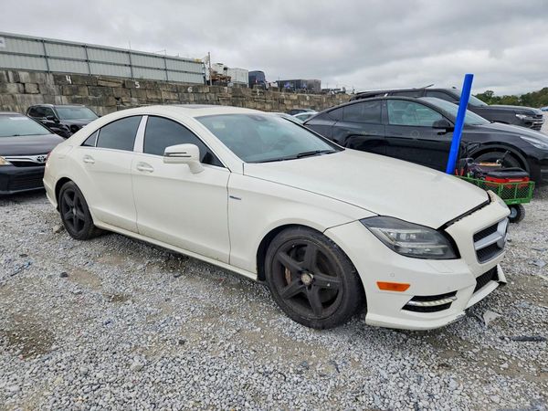 2012 MERCEDES-BENZ CLS-CLASS CLS550 4-MATIC — Passenger 3/4