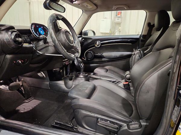 2024 MINI COOPER