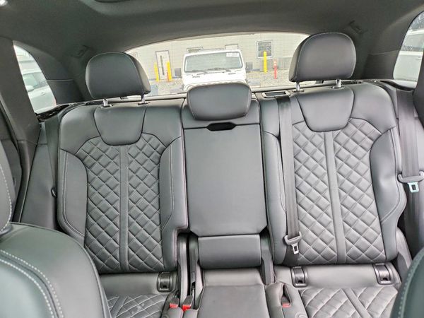 2023 AUDI SQ5 — SUVN