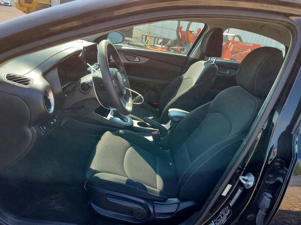 2021 KIA FORTE — DENT