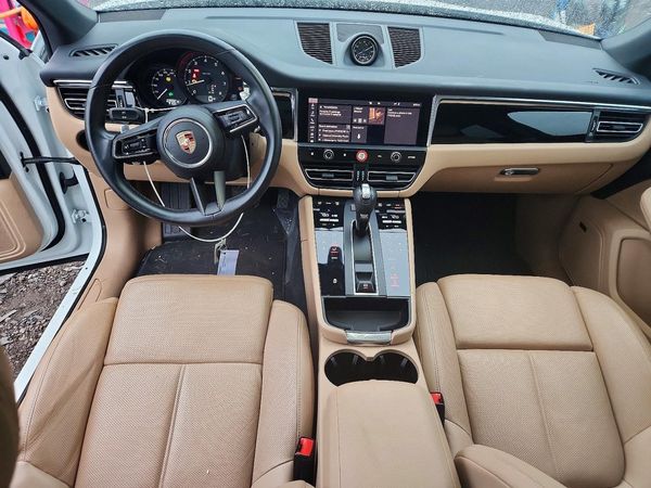 2025 PORSCHE MACAN — CKPT