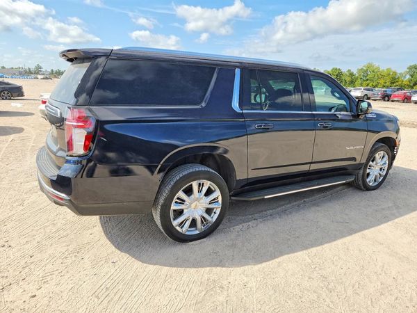 2022 CHEVROLET SUBURBAN High Country