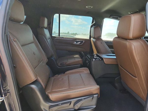 2022 CHEVROLET SUBURBAN High Country