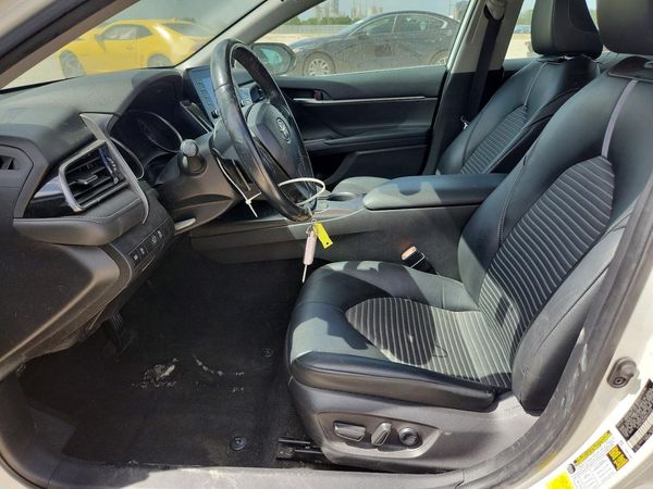 2021 TOYOTA CAMRY — DENT
