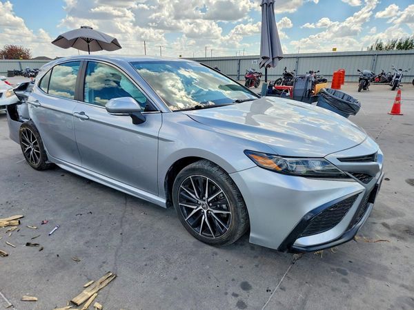 2024 TOYOTA CAMRY — Passenger 3/4