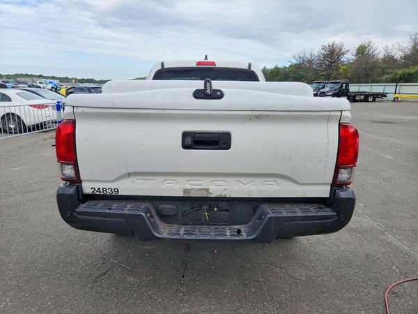2022 TOYOTA TACOMA SR5 — DIRR