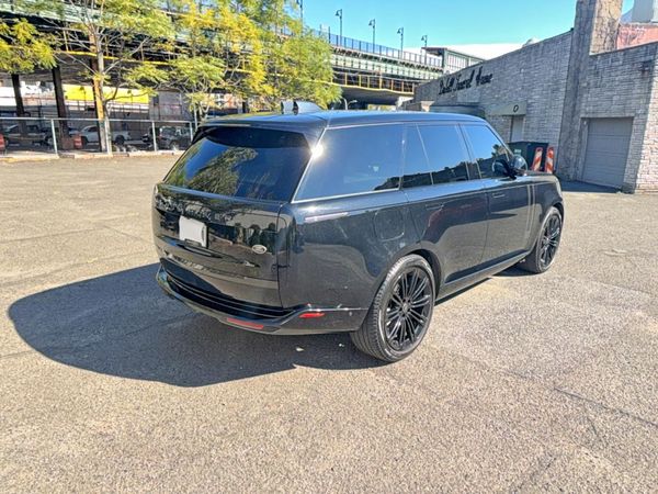 2023 LAND ROVER RANGE ROVER SE
