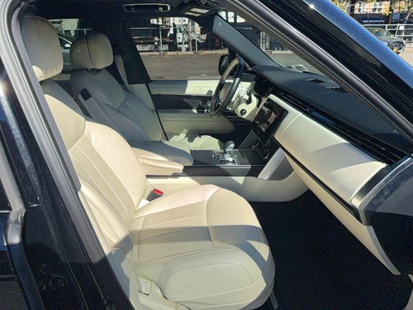 2023 LAND ROVER RANGE ROVER SE