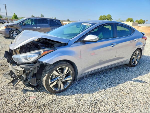 2015 HYUNDAI ELANTRA — Front 3/4