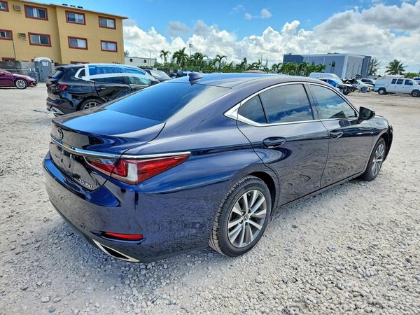 2020 LEXUS ES — PSRA