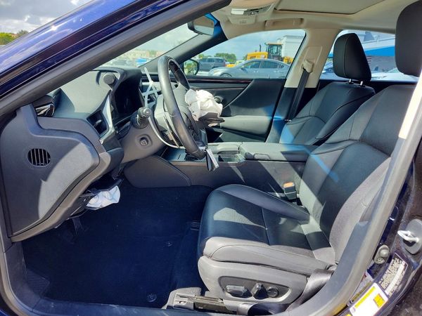 2020 LEXUS ES — DENT