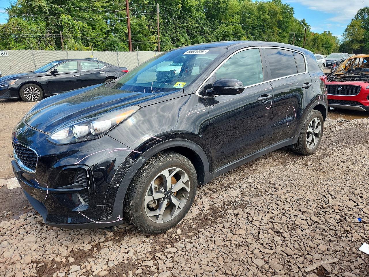 2021 KIA SPORTAGE LX — Front 3/4