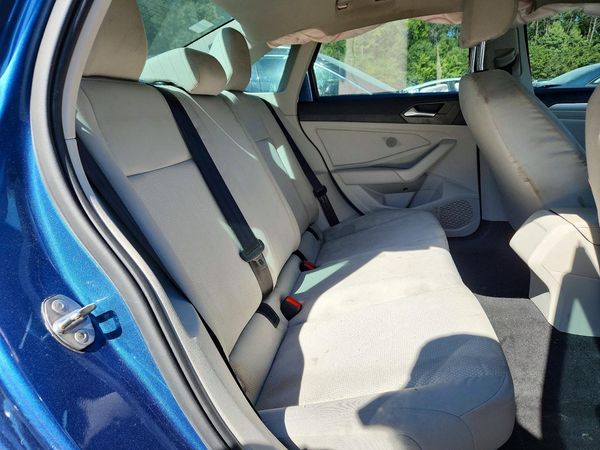 2019 VOLKSWAGEN JETTA S, SE, R-Line