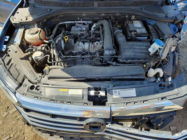 2019 VOLKSWAGEN JETTA S, SE, R-Line