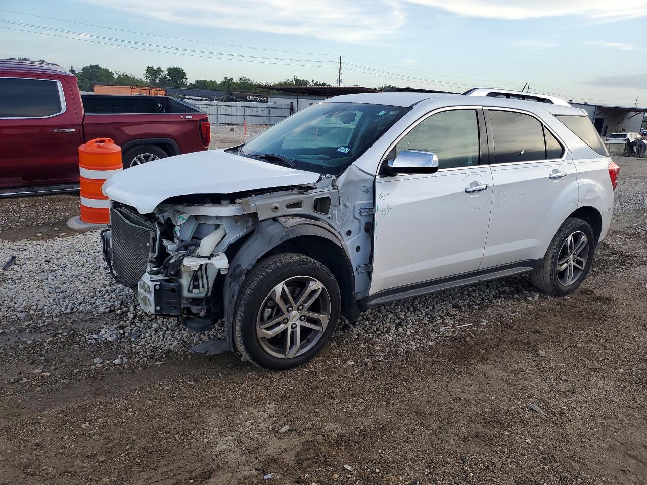 2017 CHEVROLET EQUINOX Premier — Front 3/4
