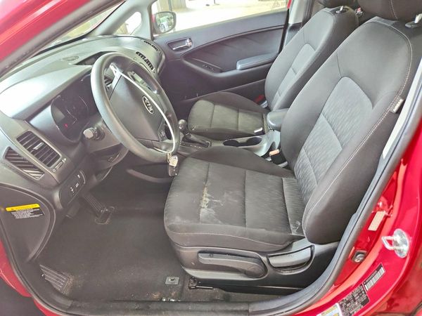 2016 KIA FORTE — DENT