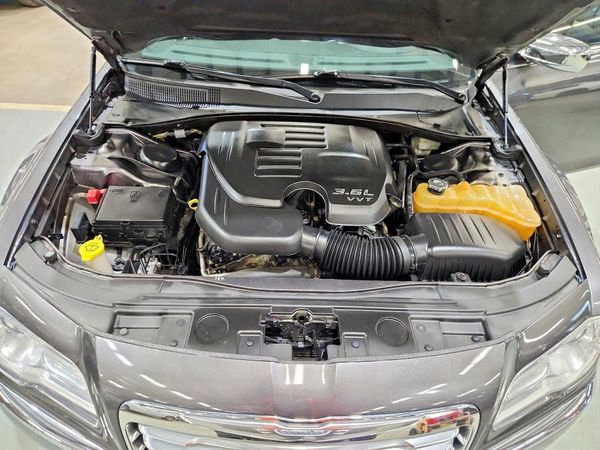 2014 CHRYSLER 300 300C