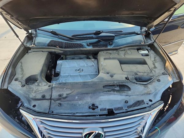 2015 LEXUS RX 350 — Engine bay
