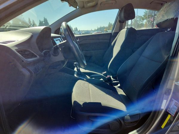 2019 HYUNDAI ACCENT — DENT