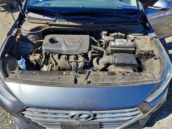2019 HYUNDAI ACCENT — Engine bay