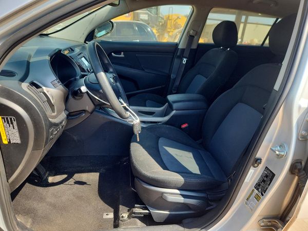 2014 KIA SPORTAGE — DENT