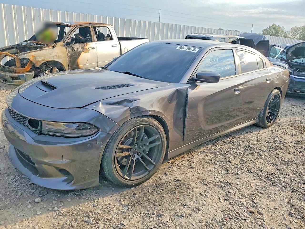 2018 DODGE CHARGER R/T 392 — Front 3/4
