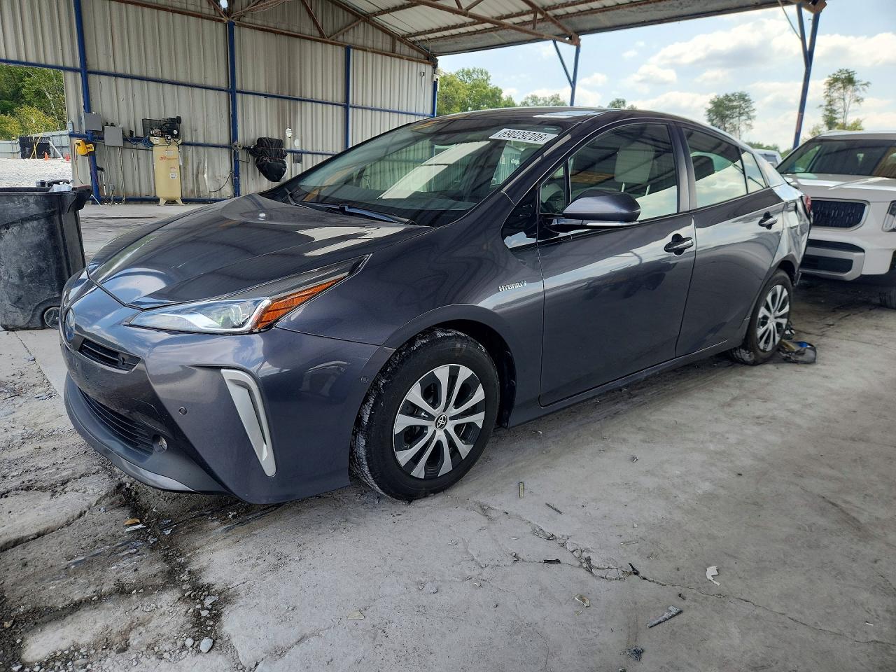 2020 TOYOTA PRIUS — Front 3/4