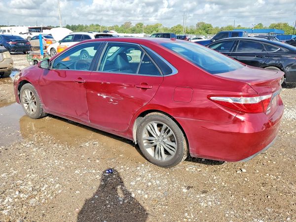 2016 TOYOTA CAMRY