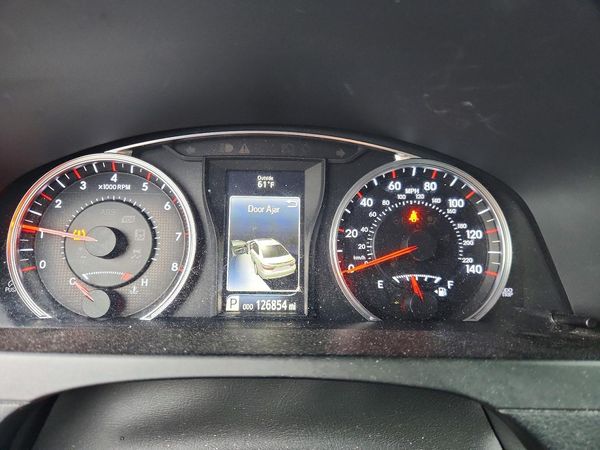 2016 TOYOTA CAMRY — ODOM