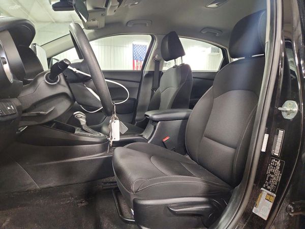 2021 KIA FORTE FE, LXS — DENT
