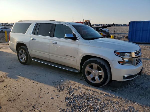2015 CHEVROLET SUBURBAN LTZ — Passenger 3/4