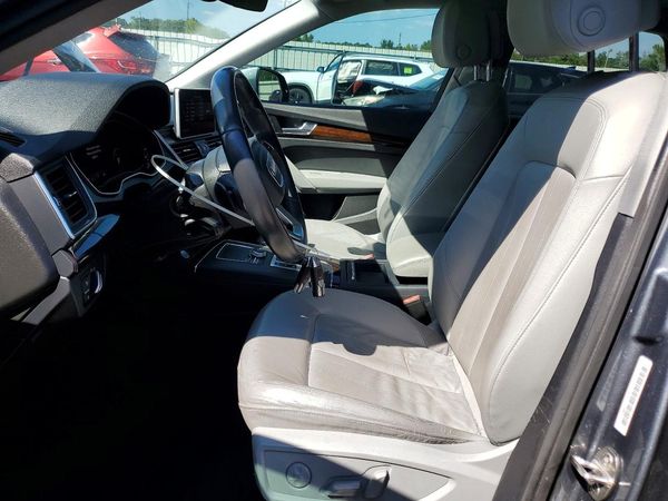 2018 AUDI Q5 — DENT