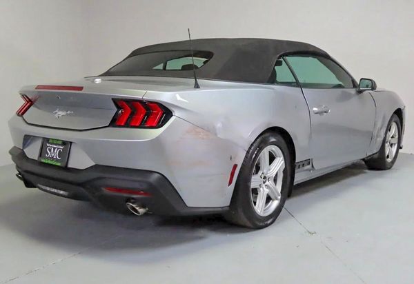 2026 FORD MUSTANG I4