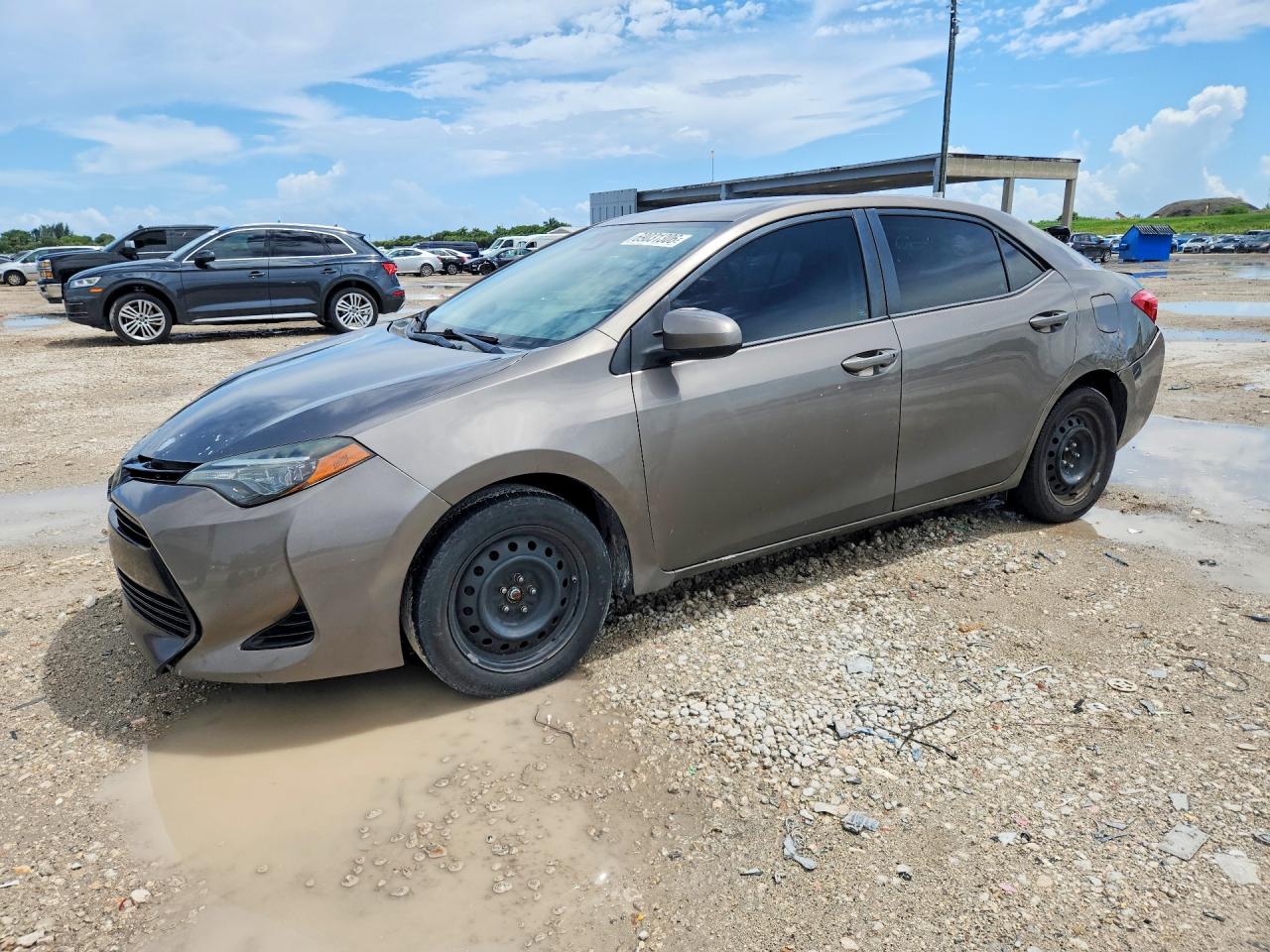 2018 TOYOTA COROLLA — Front 3/4
