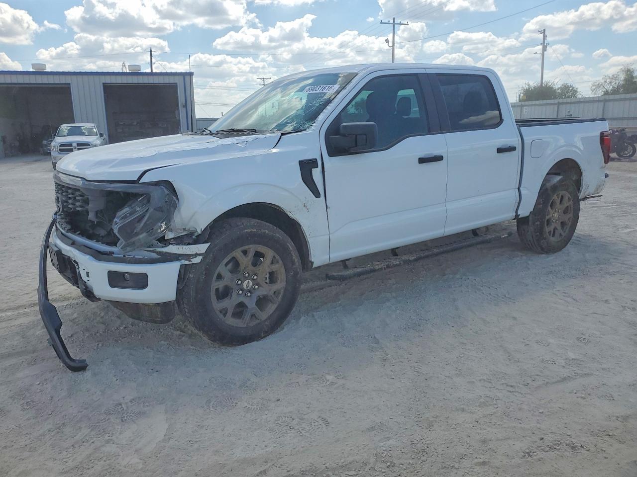 2026 FORD F150 — Front 3/4