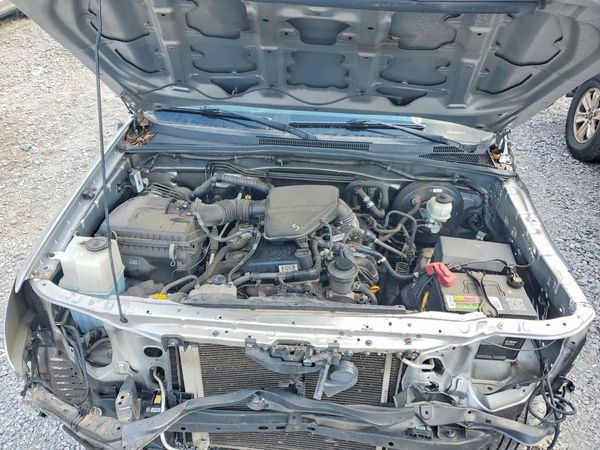2015 TOYOTA TACOMA Delux Grade