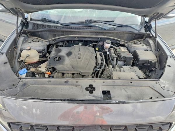 2023 HYUNDAI SANTA FE — Engine bay