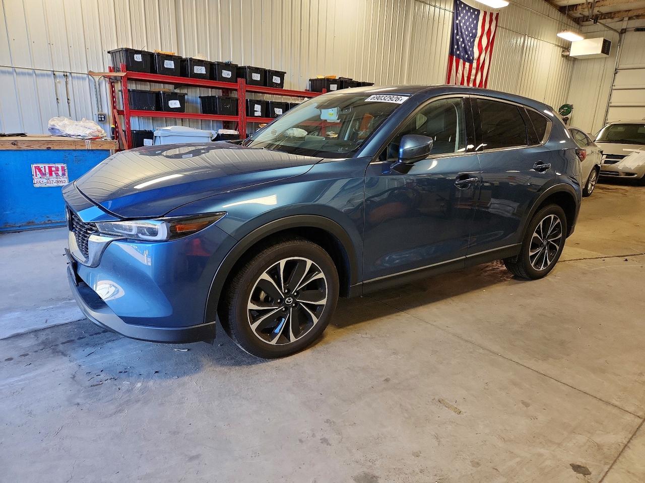 2023 MAZDA CX-5 Premium Package