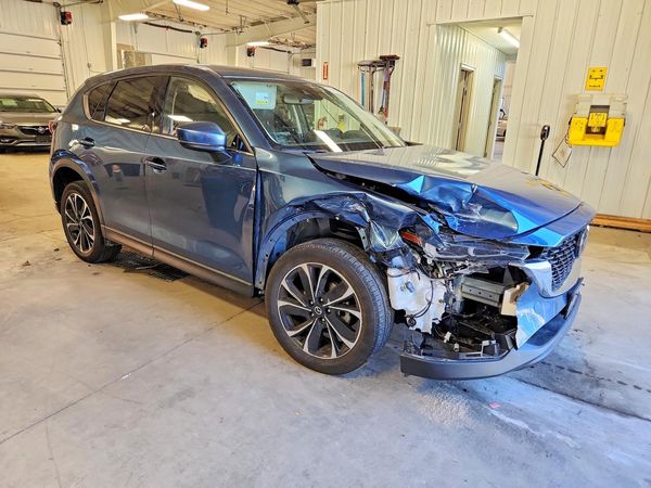 2023 MAZDA CX-5 Premium Package