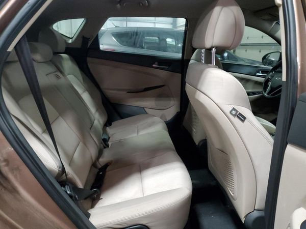 2017 HYUNDAI TUCSON