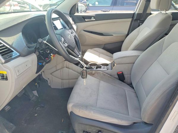2018 HYUNDAI TUCSON — DENT