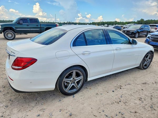 2018 MERCEDES-BENZ E-CLASS E300