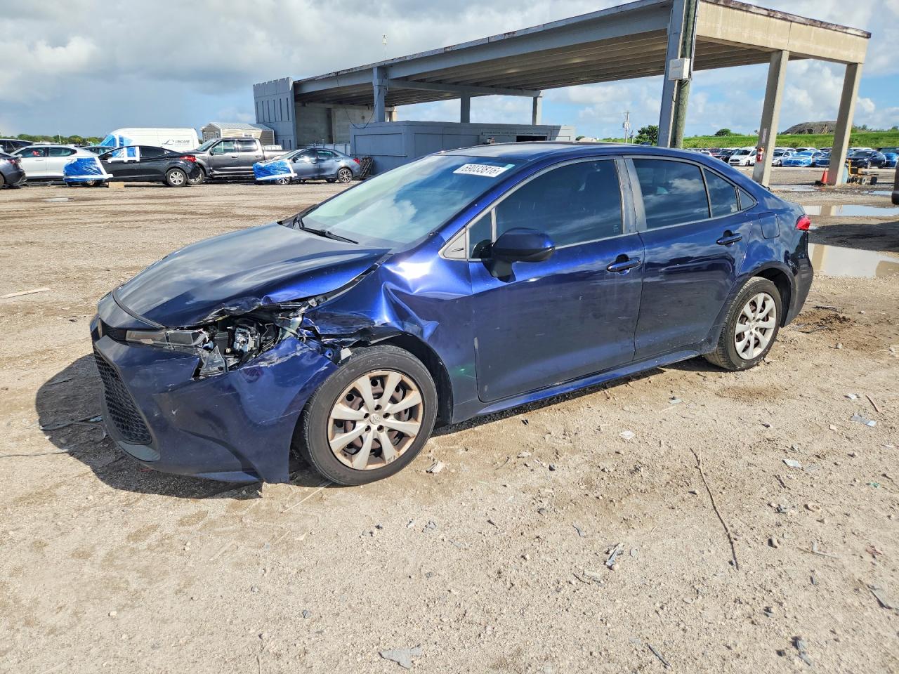 2022 TOYOTA COROLLA — Front 3/4